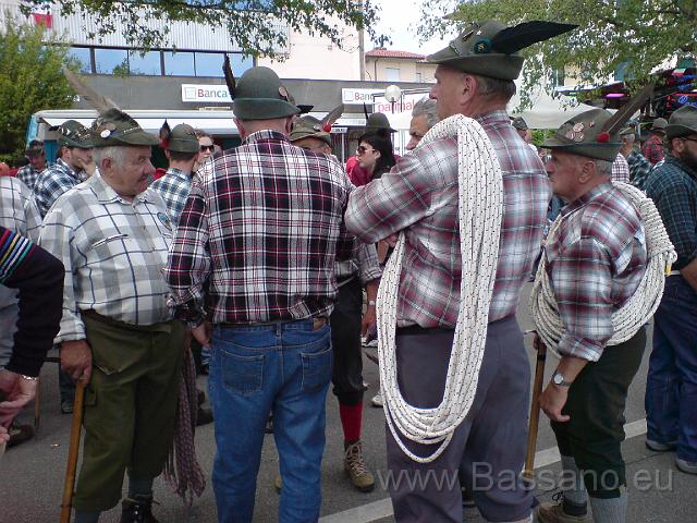 Adunata Alpini BAssano 2008 MK-523.JPG